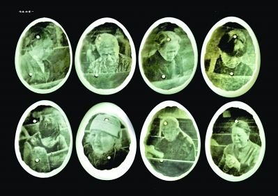 《扬子晚报》:南艺“牛人”将蛋壳做成相机拍照片