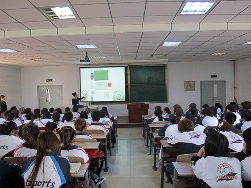 第四届大学生科技节大学生科技论坛活动成功举办