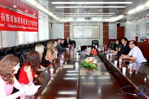 Ӣ������˹����������Ǵ�ѧ��ѧ������