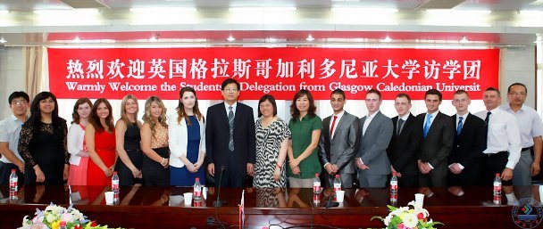 Ӣ������˹����������Ǵ�ѧ��ѧ������