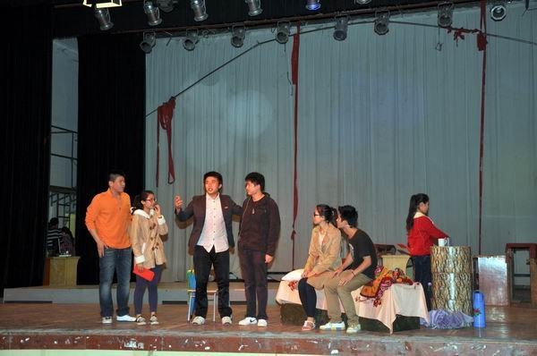 У԰�硶�ϴ�ѧ���ڶ�������