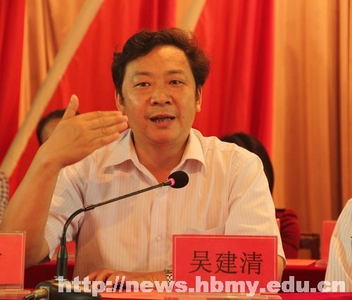 �Ĵ�Ժ������������У԰ Ϊʮ������ϵ�лԲ����Ļ