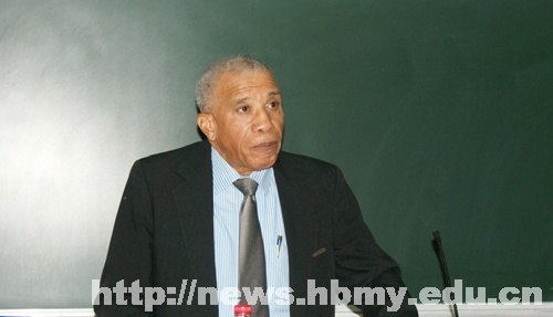 ���������´�ѧ����•�ֵ½�������������ѧԺ��ѧ