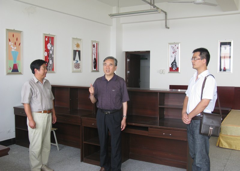 У��ί����뽨�ε���ʷ�Ļ�������ѧԺ����