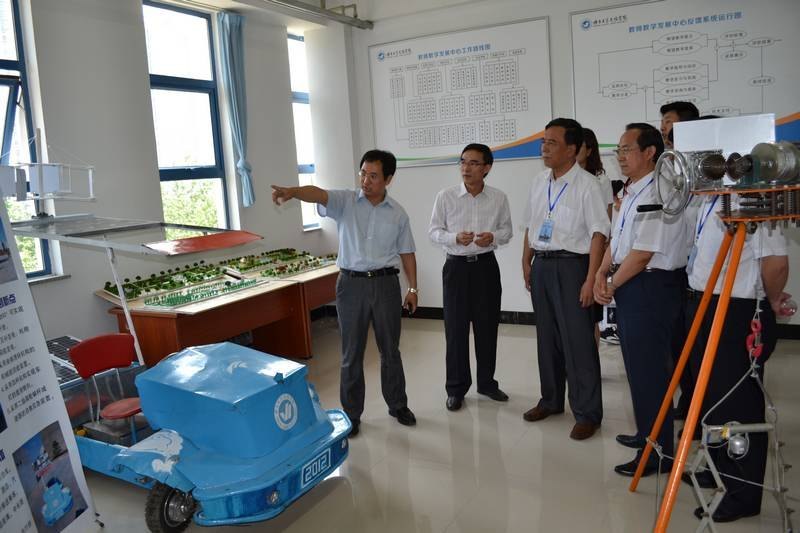 ����ר���ľ�ѧԺ�����Ӱ