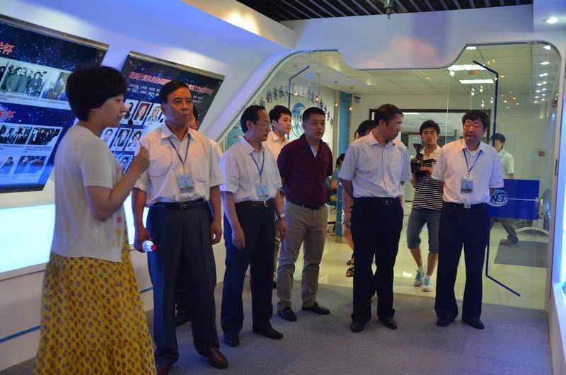 ����ר���ľ�ѧԺ�����Ӱ