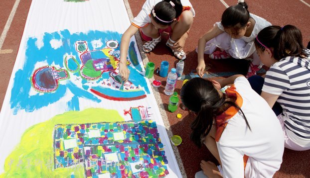 ���ѧԺѧ����֧����ͨ�ݿ�չ��ɫ��1+1���