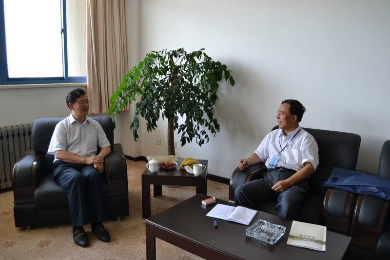 ����ר�ҷ�̸����˳������