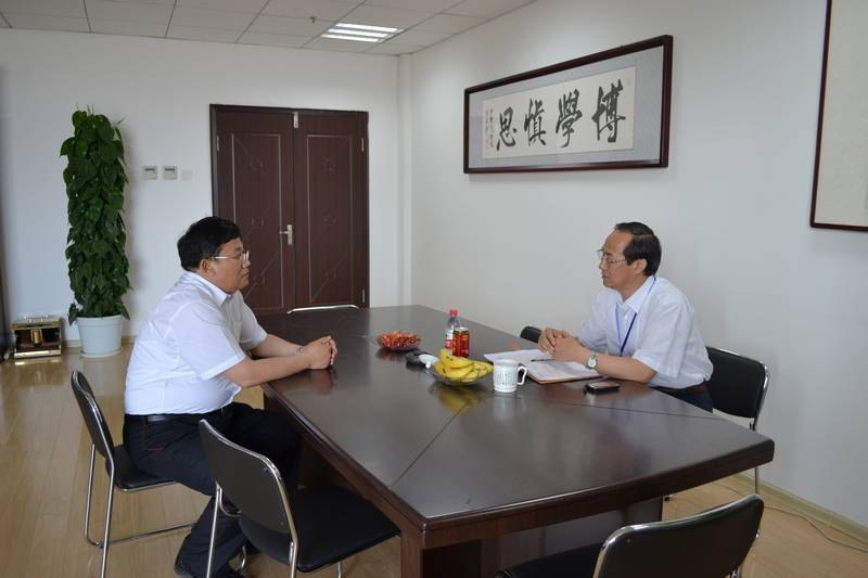 ����ר�ҷ�̸����˳������