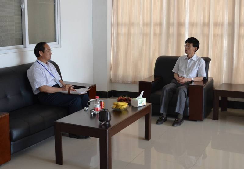 ����ר�ҷ�̸����˳������