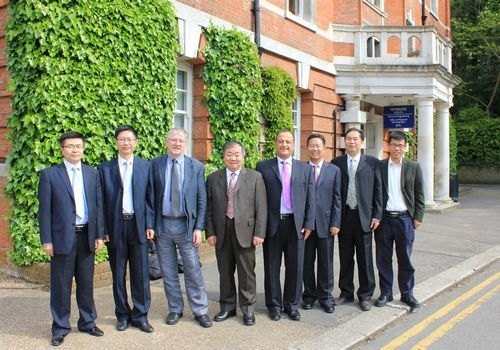 ��������У�����ŷ���Ӣ�����������У