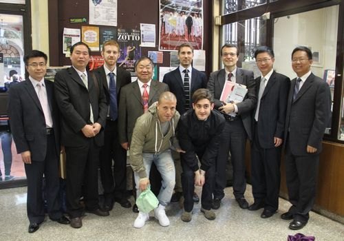 ��������У�����ŷ���Ӣ�����������У