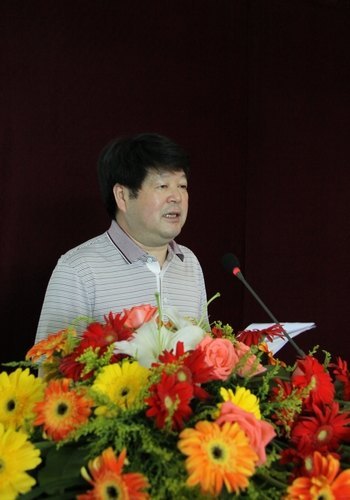 ̨��ѧԺ�����µ�Ա�����߱�ҵ����Ա�����뵳�Ĵʴ��