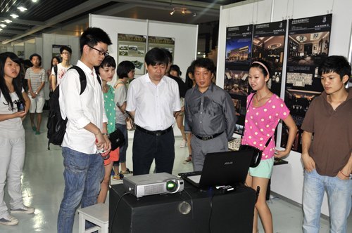 艺术学院毕业生作品展：新颖设计理念让人大开眼界