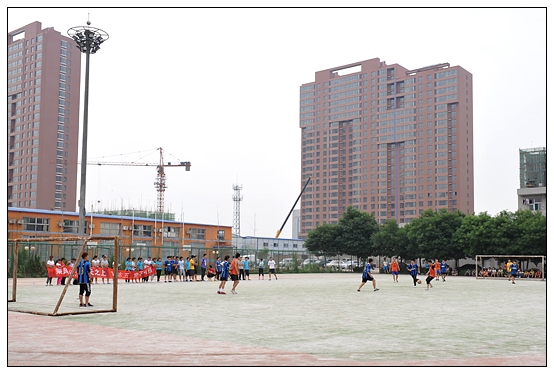 体育学院足球联赛冠亚军争夺战以点球决胜负