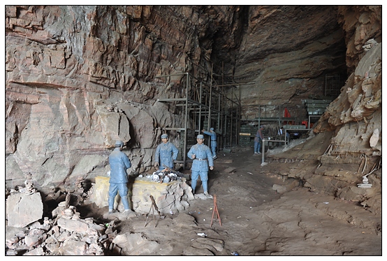 ���������Ƭ������ѧԺ��֯��֧��ǡ�֧����Ǹ���ɫ���زι�ѧϰ