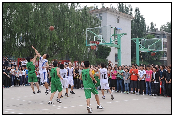 ����ѧԺ���������˶�����Ļ��ѧѧԺ�������