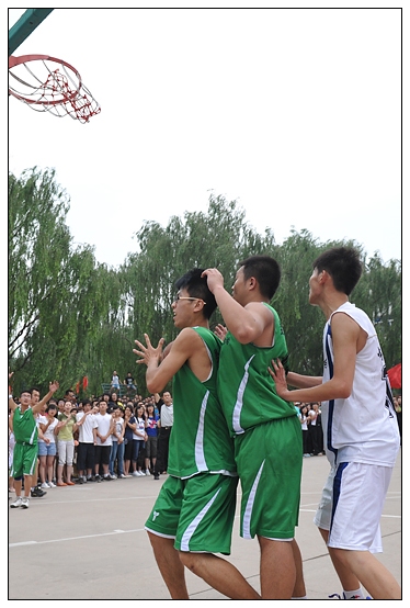 ����ѧԺ���������˶�����Ļ��ѧѧԺ�������