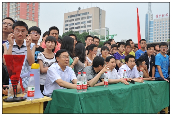 ����ѧԺ���������˶�����Ļ��ѧѧԺ�������