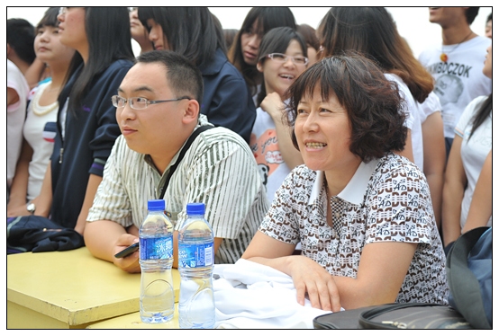 ����ѧԺ���������˶�����Ļ��ѧѧԺ�������