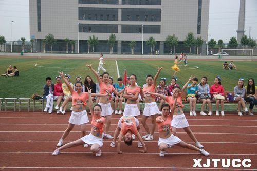 �趯�ഺ ����ͬ�С���������ͨ��ѧ����ѧԺ���еڰ˽콡���١������١������赸��ѧ����