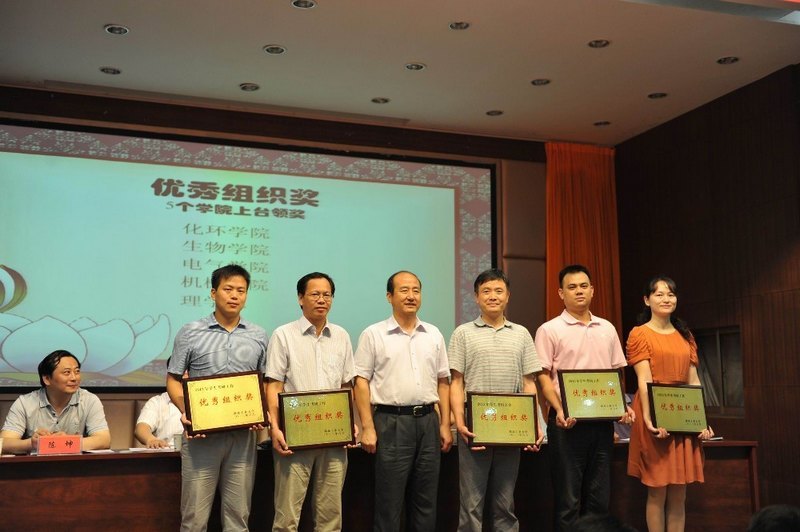 ������ҵ��ѧ¡�ؾ���2012�꿼���Ƚ����ͱ��ô��