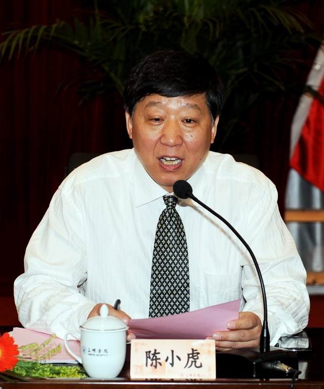 ����ѧԺ���ܽ������������ı��ƽ�ѧ�����ϸ�����