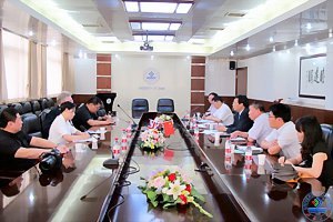 Ӣ���ʼ�ũѧԺ��У�����ޡ���ά˹����