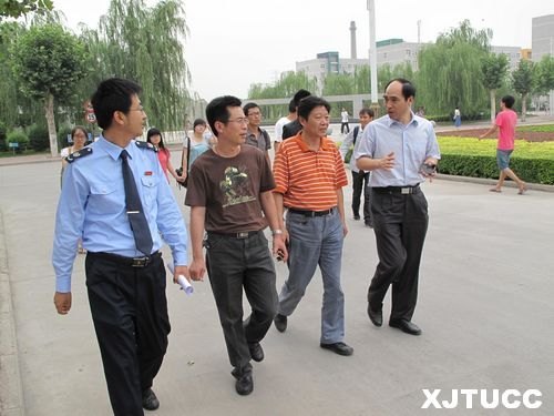 西安地税经开分局税收宣讲走进西安交大城市学院