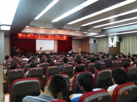 ����조��������Ӫ��֮�Ǵ����Dȫ����У�г�Ӫ�������㶫ʯ�ͻ���ѧԺѡ�����ܾ���Բ����Ļ