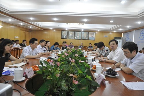 ������ҽ��˾�����ָ�˾�������Ŷ�ҽԺ�Ӳ죬��ֿ϶�ҽ�ľٴ뼰��Ч