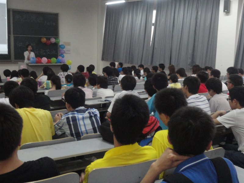 ��̸����  ��������