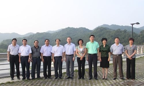 ����ѧԺ�쵼һ�е��������߷�