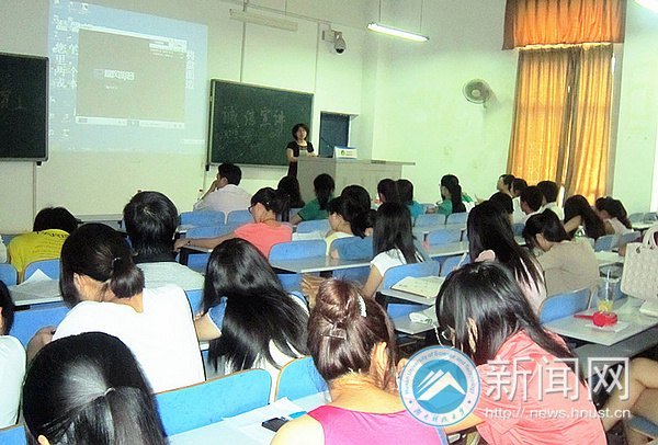 �Ļ��ж�������ͬ�У����ϿƼ���ѧ����ר������֮����Ѳ��Բ������