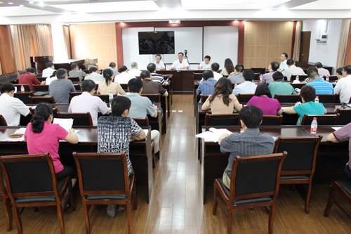 ��ϲӭ�����᡿У��ί�ٿ�����ί��ίԱ��ѡ��Ԥ����ѡ�����������û�