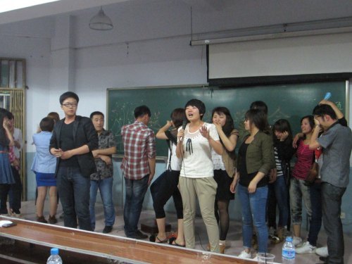 ����ϵ�ٰ컶�ͱ�ҵ������