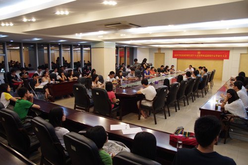 惠州学院召开2011-2012年度优秀校园媒体表彰暨欢送新闻中心毕业生大会