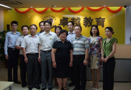 黄少琴副院长带队到梧州、广州等地进行毕业生就业工作学习考察
