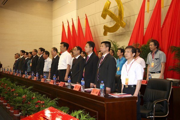 中国共产党武汉工程大学第二次代表大会胜利召开