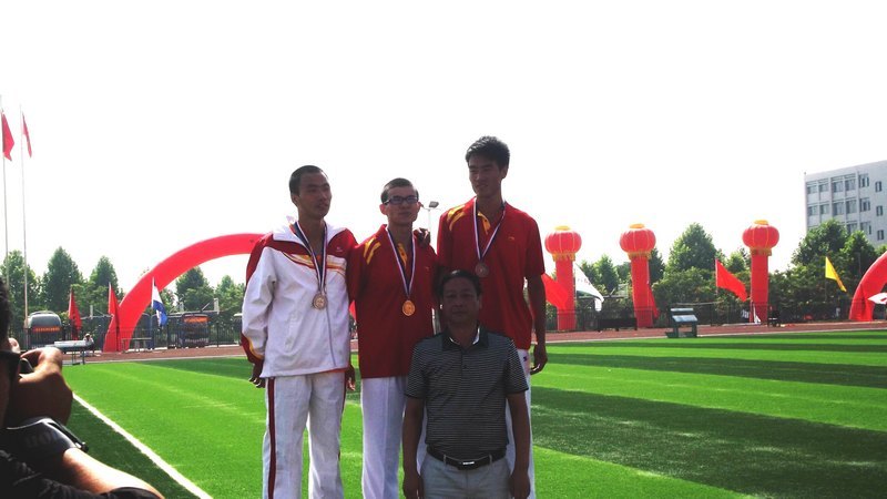 ����ѧԺ�������ں���ʡ��ʮ�߽��ѧ���ﾶ�˶�����ȡ�üѼ�