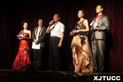 朝花夕拾,追忆似水流年 ——西安交大城市学院管理系2012届毕业生晚会圆满落幕