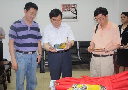 “无会周”第一天:高文兵书记为本科招生办“支招”