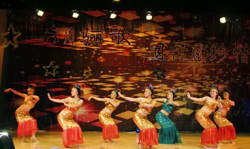 建环系举办“六月骊歌，且行且珍惜”毕业生晚会
