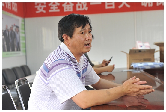 ����������ϯ�ʹ�����Աο����У������