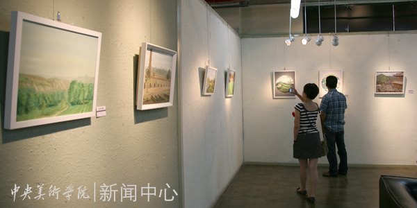 继续教育学院2012届美术教育研修班青海互助写生作品展开幕