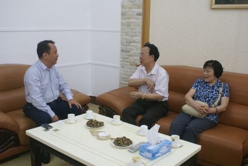 华南理工大学贾德民教授一行来校指导交流