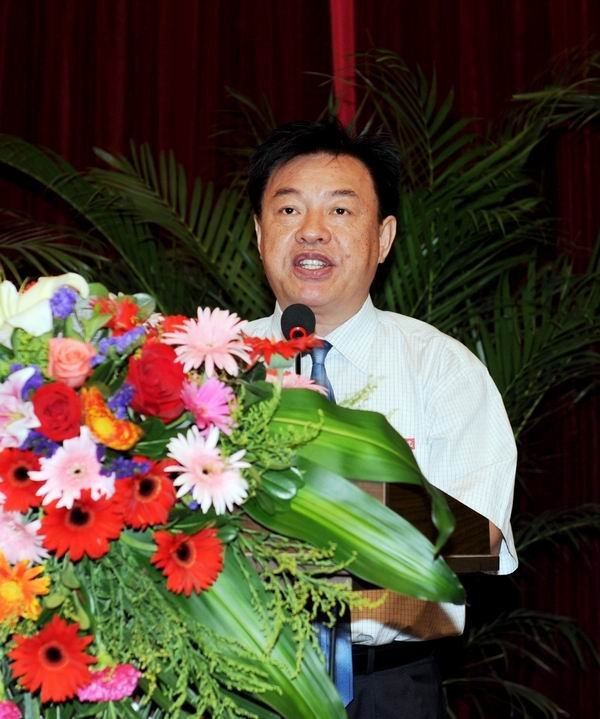 三明学院隆重举行2012届专科生毕业典礼