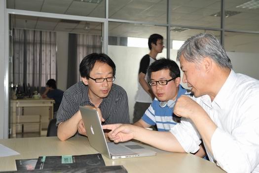 日本台湾学者来湖北工业大学交流访问