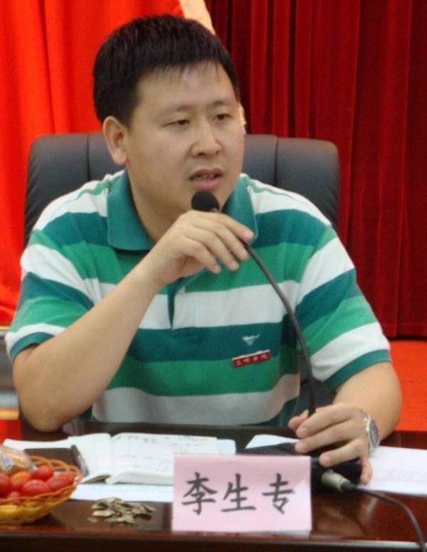 三明学院召开欢送2012届学生干部座谈会