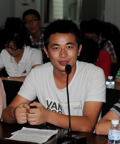 三明学院召开原创校园剧《上大学》座谈会